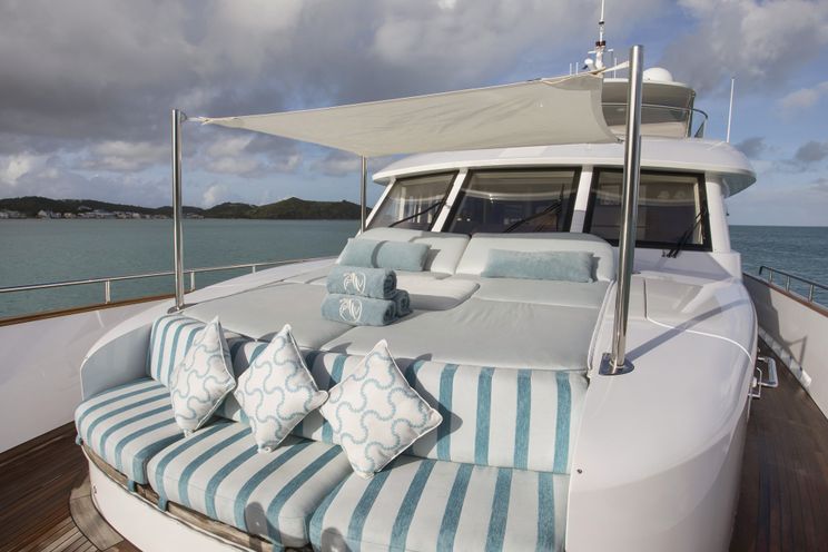 Charter Yacht PURA VIDA - Moonen 98 - 4 Cabins - Nassau - Marsh Harbour - Bahamas - Caribbean