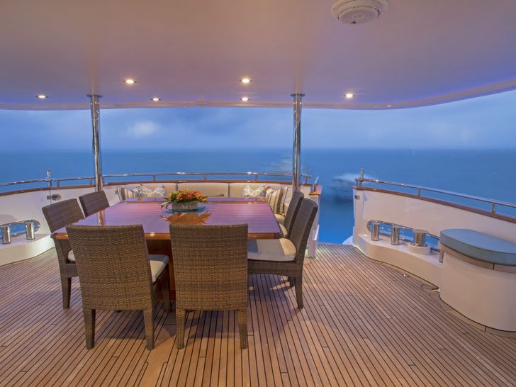 PURA VIDA Dining