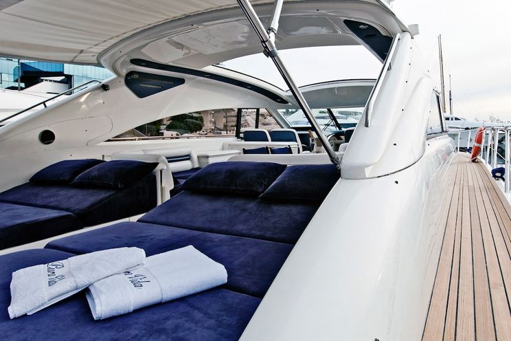 Charter Yacht PURA VIDA - Princess V65 - 2 Cabins - Monaco - Nice - Cannes
