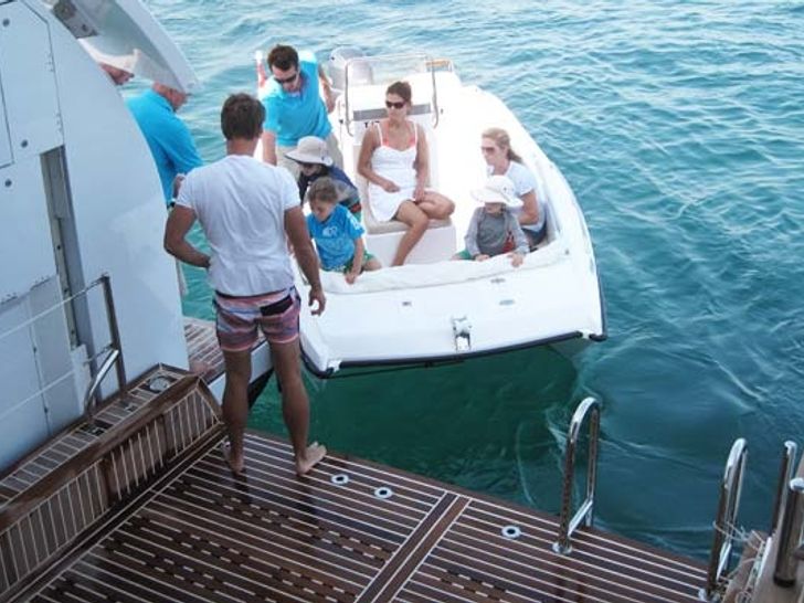 QUARANTA Curvelle 34m Luxury Superyacht Tender