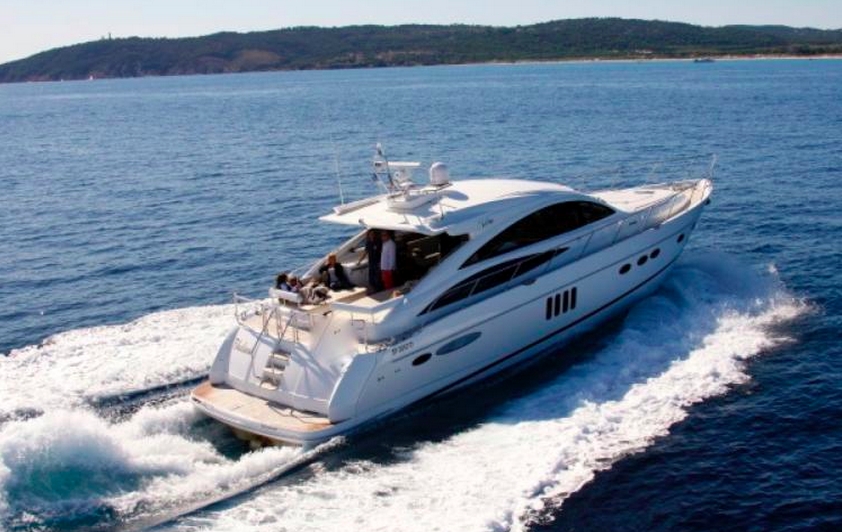 Charter Yacht R&B - Princess V70 - St Tropez - Cogolin - Port Grimaud - St Maxime