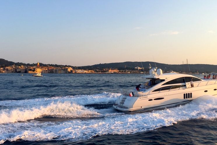 Charter Yacht R&B - Princess V70 - St Tropez - Cogolin - Port Grimaud - St Maxime