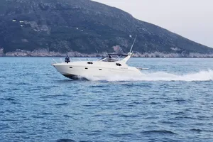 Raffaelli Shamal 40 - Day Charter - Sorrento - Positano - Amalfi - Capri - Ischia - Naples Raffaelli Shamal 40 - Day Charter - Sorrento - Positano - Amalfi - Capri - Ischia - Naples