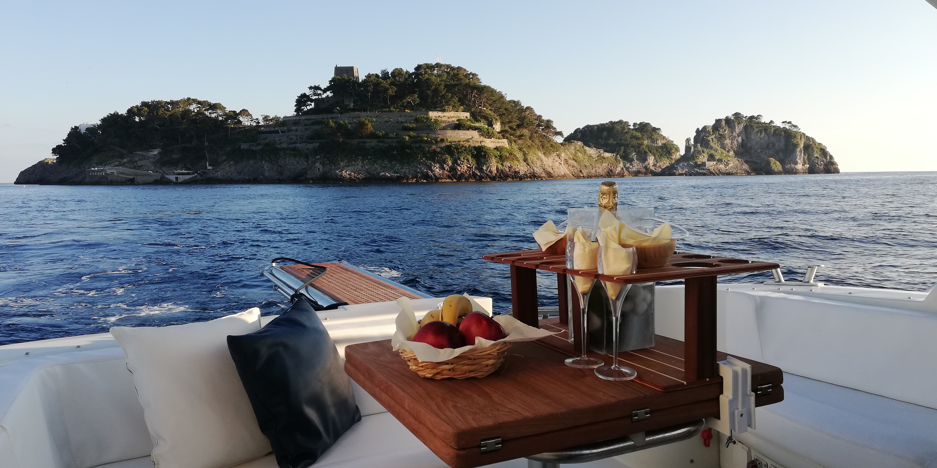 Charter Yacht Raffaelli Shamal 40 - Day Charter - Sorrento - Positano - Amalfi - Capri - Ischia - Naples