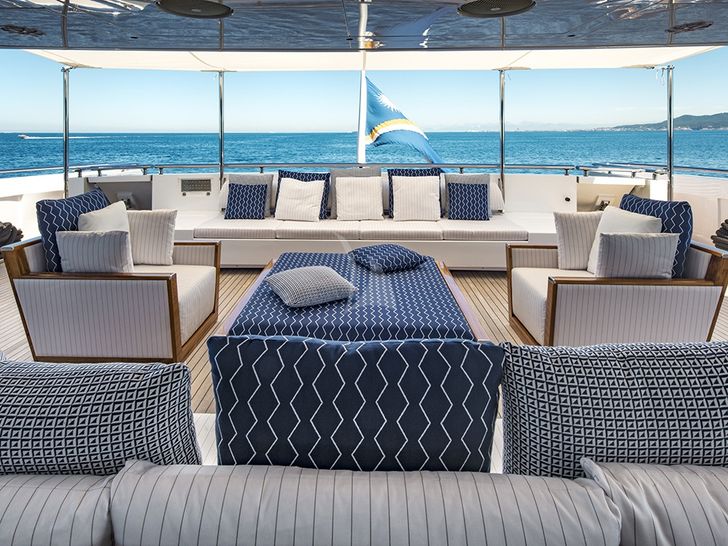 Rarity_Antibes Rarity_Antibes