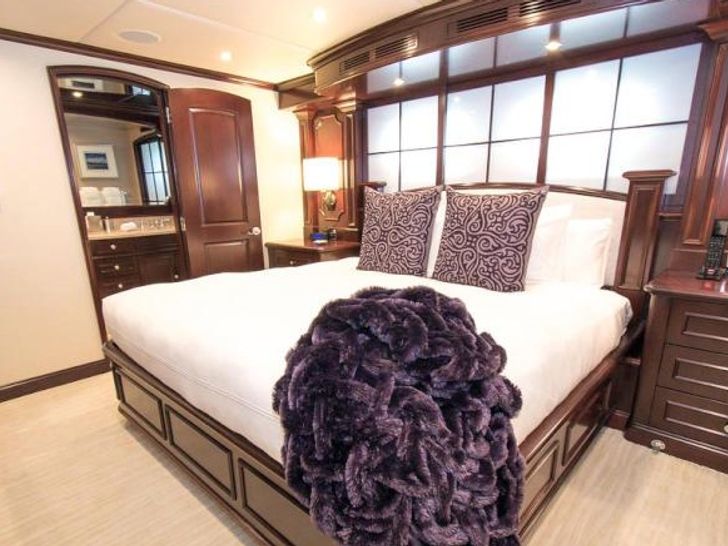 Cabin Cabin