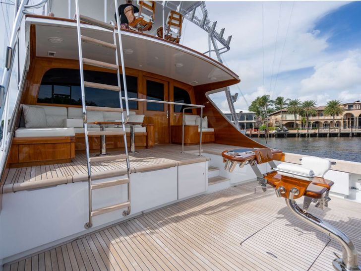 AFT DECK 