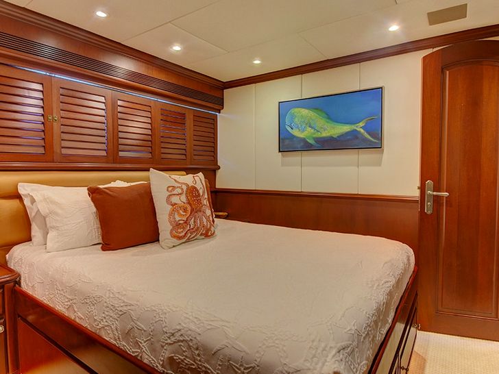 REFLECTIONS - Pacific Mariner 85 REFLECTIONS - Pacific Mariner 85