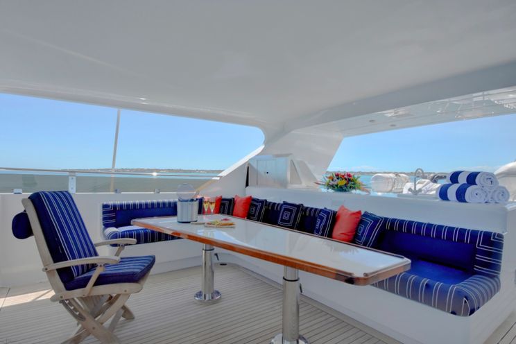 Charter Yacht REFLECTIONS - Christensen 32m - 4 Cabins - Bahamas - Nassau - Costa Rica - Panama - Mexico
