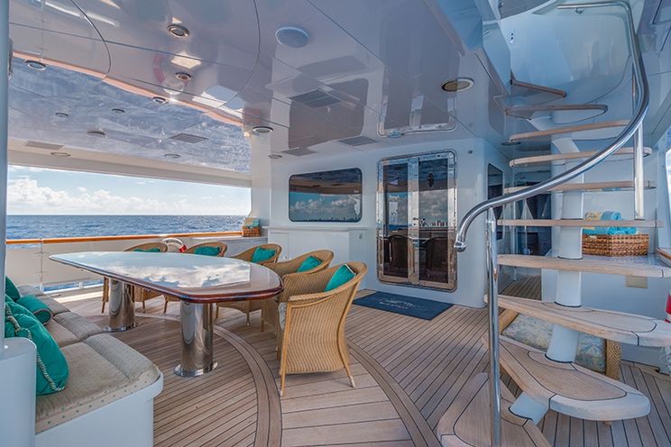 Charter Yacht RELENTLESS - Trinity 145 - 5 Cabins - Bahamas - Nassau - Paradise Island - Florida - Fort Lauderdale - Miami