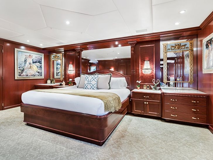 RELENTLESS Trinity 145 Luxury Superyacht Master Cabin RELENTLESS Trinity 145 Luxury Superyacht Master Cabin