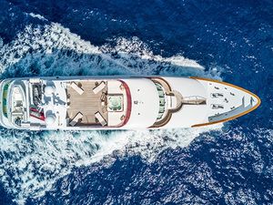 RELENTLESS - Trinity 145 - 5 Cabins - Bahamas - Nassau - Paradise Island - Florida - Fort Lauderdale - Miami RELENTLESS - Trinity 145 - 5 Cabins - Bahamas - Nassau - Paradise Island - Florida - Fort Lauderdale - Miami