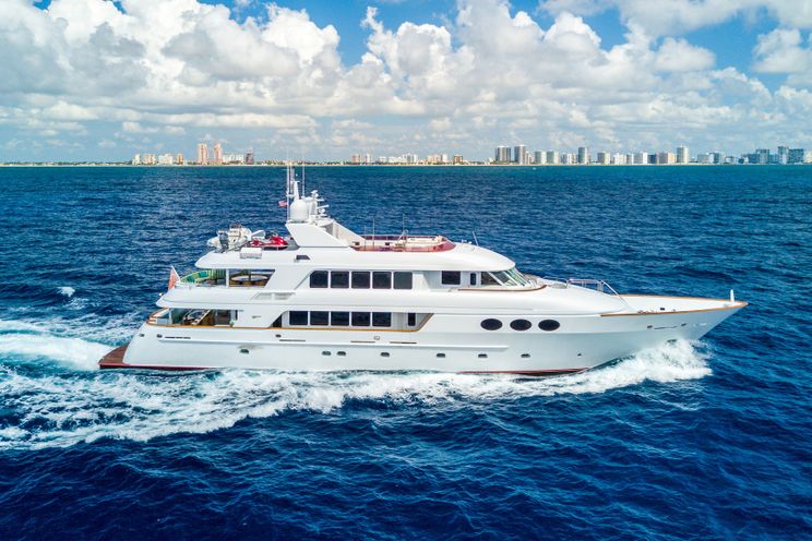 Charter Yacht RELENTLESS - Trinity 145 - 5 Cabins - Bahamas - Nassau - Paradise Island - Florida - Fort Lauderdale - Miami