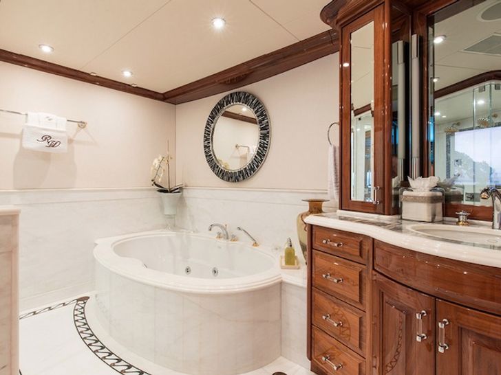 VIP Bath