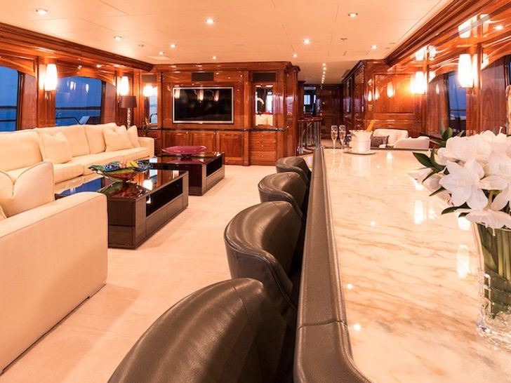 Skylounge facing forward