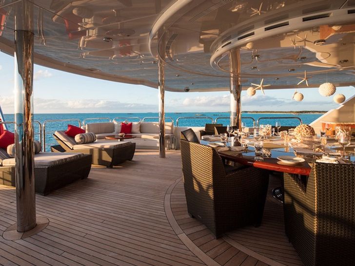 Upperdeck
