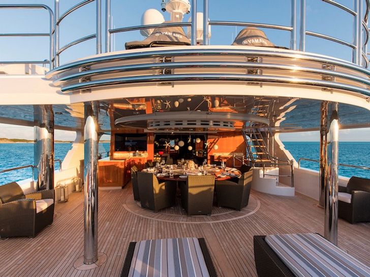 Upperdeck