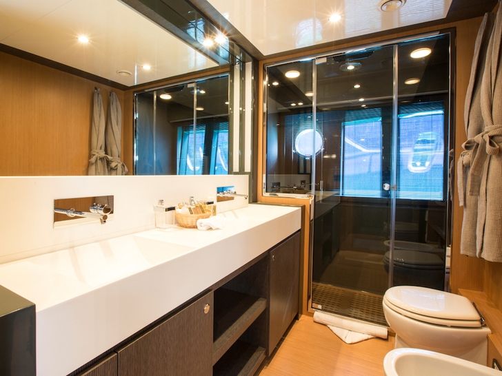 RHINO A Riva Domino 86 Luxury Motoryacht Ensuite