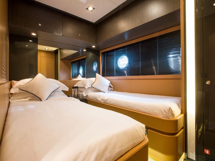 RHINO A Riva Domino 86 Luxury Motoryacht Twin Cabin RHINO A Riva Domino 86 Luxury Motoryacht Twin Cabin