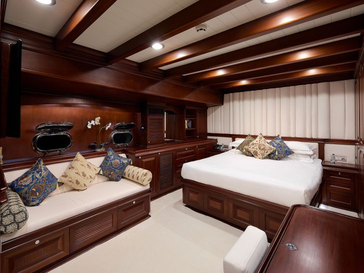 RIANA Silyon 41m Sailing Yacht Double Cabin RIANA Silyon 41m Sailing Yacht Double Cabin