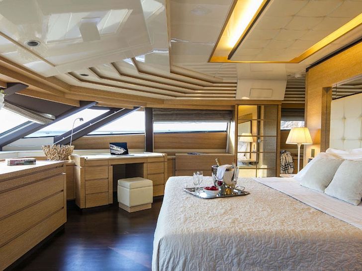 Master Cabin Master Cabin