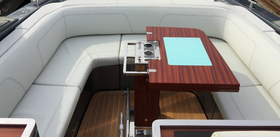 Charter Yacht Riva Rivamare 38 - Day Charter Yacht - Cannes - Nice - Antibes - Monaco - St Tropez