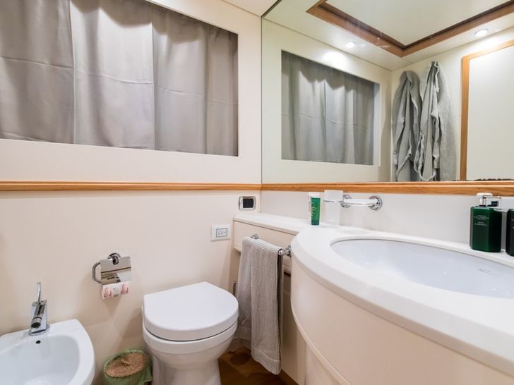 Bathroom Bathroom