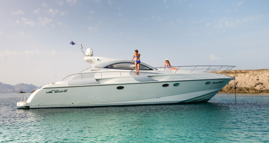 Charter Yacht Rizzardi 45 Incredible - Day Charter - 2 Cabins(2 Twin Cabins)- Poltu Quatu - Sardinia