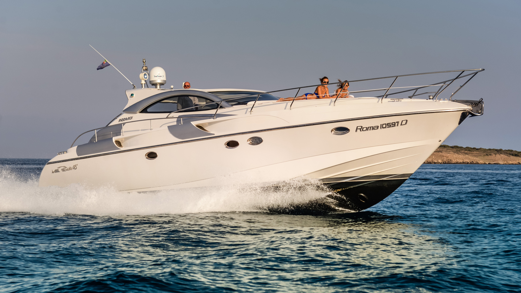 Charter Yacht Rizzardi 45 Incredible - Day Charter - 2 Cabins(2 Twin Cabins)- Poltu Quatu - Sardinia