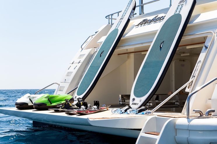 Charter Yacht ROBUSTO - Ferretti 34m - 5 Cabins - Monaco - Cannes - St Tropez - Naples - Porto Cervo - Sardinia