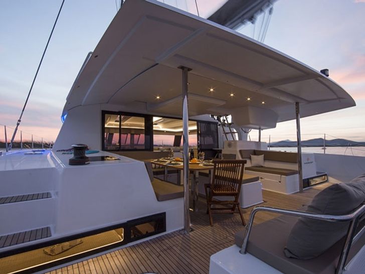 Saba 50 - Sailing Saba 50 - Sailing