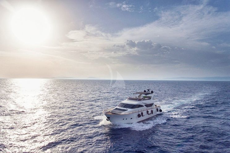 Charter Yacht SALTY - Alalunga 78 - 4 Cabins - Athens - Mykonos - Kos - Naxos