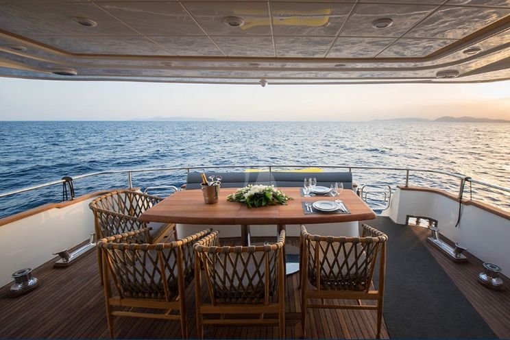 Charter Yacht SALTY - Alalunga 78 - 4 Cabins - Athens - Mykonos - Kos - Naxos