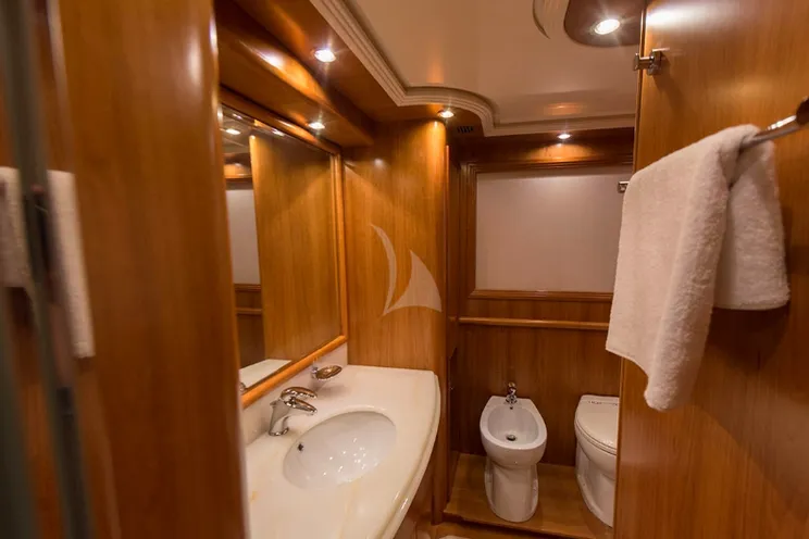 Charter Yacht SALTY - Alalunga 78 - 4 Cabins - Athens - Mykonos - Kos - Naxos