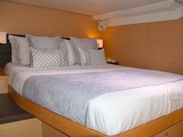 SANDISEAS - Lagoon 62 - Queen Berth Guest Suite SANDISEAS - Lagoon 62 - Queen Berth Guest Suite