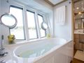 PORTHOS SANS ABRI Ferretti 881 - master cabin bathroom PORTHOS SANS ABRI Ferretti 881 - master cabin bathroom