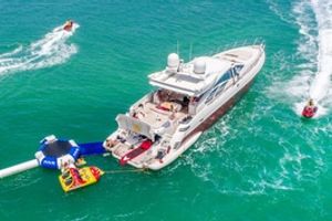 SCARLET - 26m Azimut - Miami - Florida SCARLET - 26m Azimut - Miami - Florida