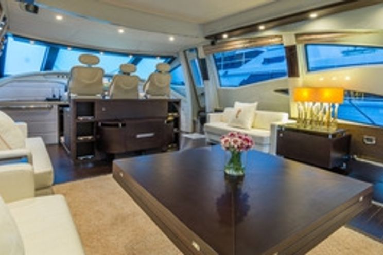 Charter Yacht SCARLET - 26m Azimut - Miami - Florida