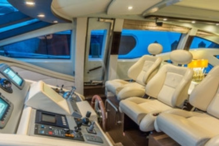 Charter Yacht SCARLET - 26m Azimut - Miami - Florida