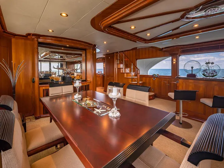 SCOTT FREE - President 114,indoor dining area SCOTT FREE - President 114,indoor dining area