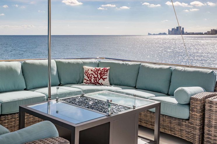 Charter Yacht SCOTT FREE - President 114 - 4 Cabins - Fort Lauderdale - Florida East Coast - Bahamas