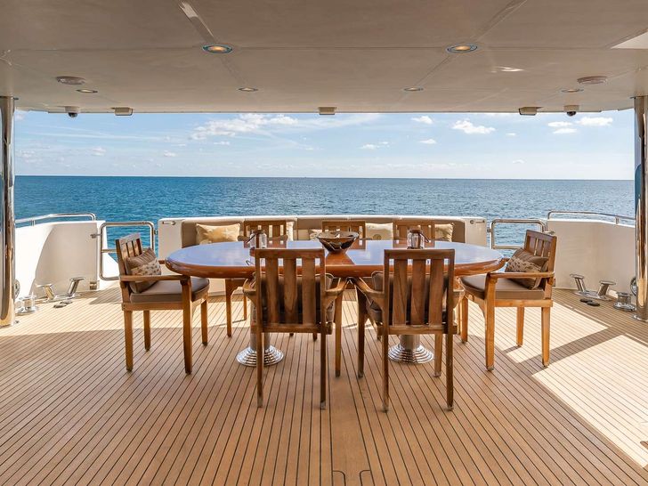 SCOTT FREE - President 114,alfresco dining SCOTT FREE - President 114,alfresco dining