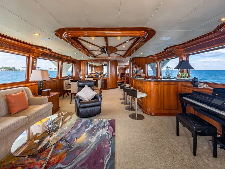 SCOTT FREE - President 114,panoramic view of the saloon SCOTT FREE - President 114,panoramic view of the saloon