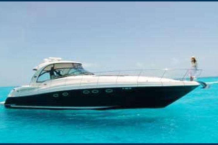 Charter Yacht Sea Ray 52 Sundancer - 2 Cabins - Cancun - Isla Mujeres - Playa Del Carmen