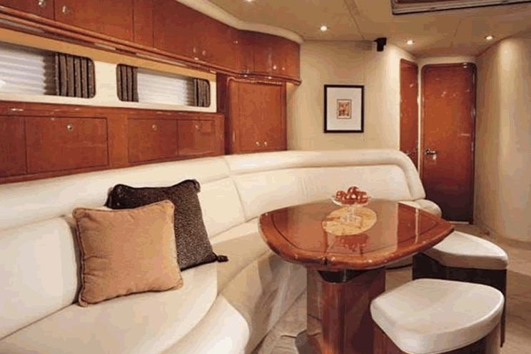 Charter Yacht Sea Ray 54 Sundancer - 2 Cabins - Cancun - Isla Mujeres - Playa Del Carmen