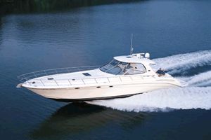 Sea Ray 54 Sundancer - 2 Cabins - Cancun - Isla Mujeres - Playa Del Carmen Sea Ray 54 Sundancer - 2 Cabins - Cancun - Isla Mujeres - Playa Del Carmen