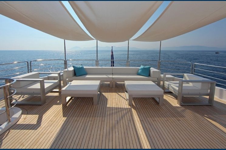 Charter Yacht SEA SHELL - Fittipaldi 34m - 5 Cabins - Cannes - Monaco - Antibes - Porto Cervo - Bonifacio