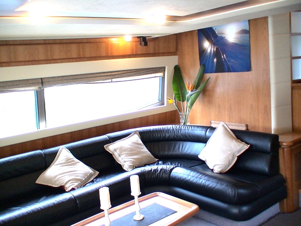 Charter Yacht Ferretti 761 - 4 Cabins - South Africa