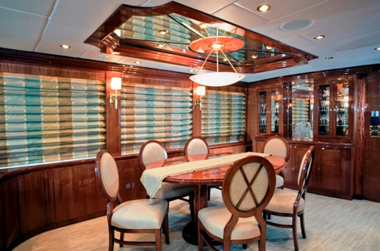 Charter Yacht SEA VENTURE - Hargrove 101 - 4 Cabins - Fort Lauderdale - Florida