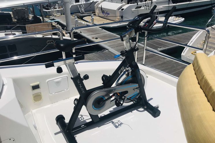 Charter Yacht SEA BOSS - Horizon 60 Power Cat - 3 Cabins - Nassau - Tortola - St Thomas